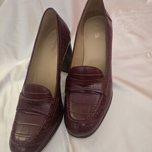 Michael Kors Elegant Burgundy Loafers for Women